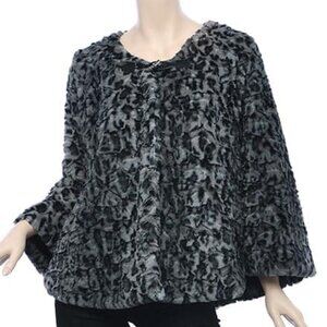 Faux Fur Elegance Cape